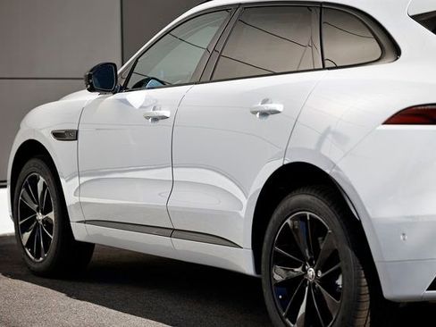 New 2026 Jaguar F-PACE R-Dynamic S image 8