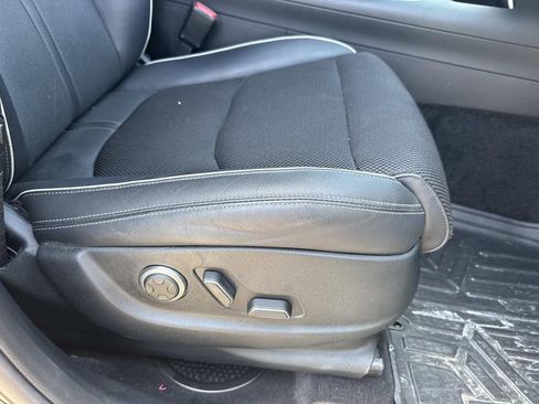 Used 2023 Genesis GV70 2.5T w/ Sport Prestige Package AWD/4WD image 18