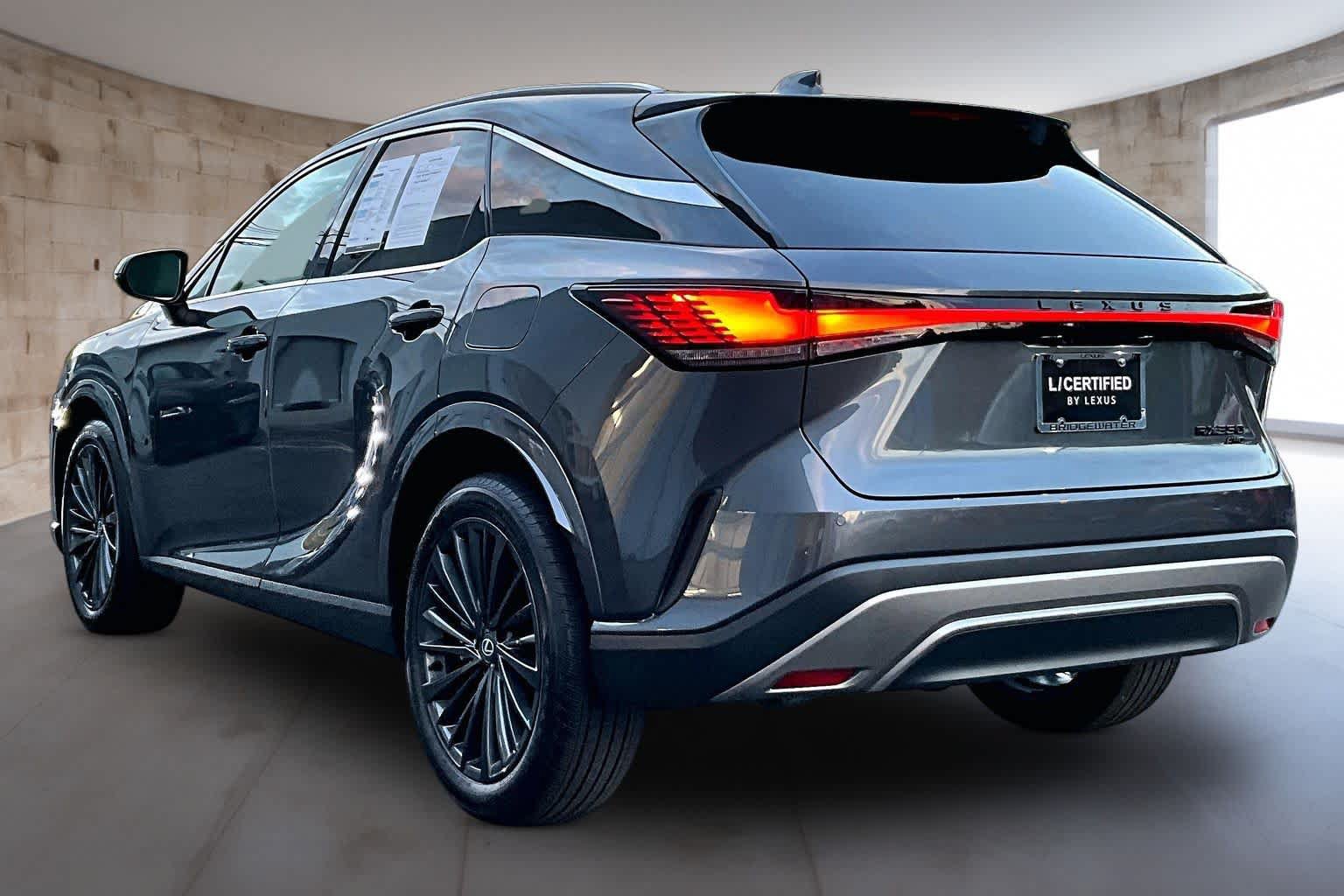 Used 2026 Lexus RX 350 Premium w/ Accessory Package (Z1) AWD/4WD image 4