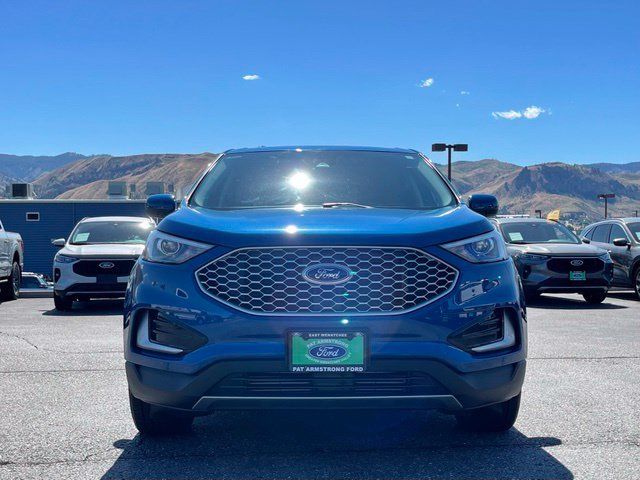 Used 2024 Ford Edge SEL AWD/4WD image 5