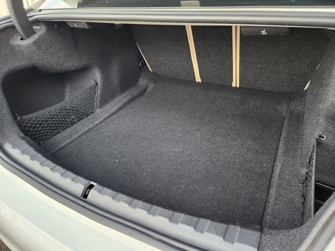 Used 2021 BMW 330i xDrive Sedan w/ Convenience Package image 22