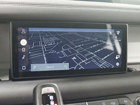 Used 2020 Land Rover Defender 110 First Edition image 19