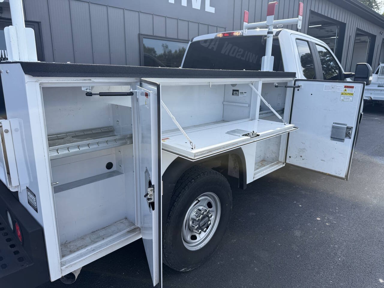 Used 2018 Ford F250 XL w/ Power Equipment Group AWD/4WD image 16