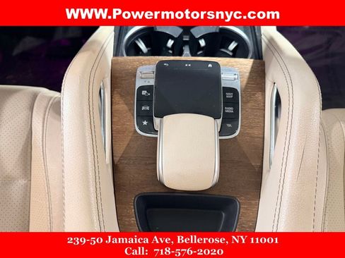 Used 2020 Mercedes-Benz GLE 350 4MATIC w/ MBUX Technology Package image 32