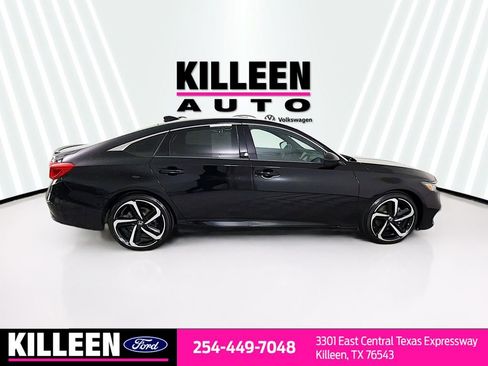 Used 2020 Honda Accord Sport image 9