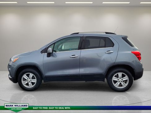 Used 2019 Chevrolet Trax LT w/ LT Convenience Package AWD/4WD image 7