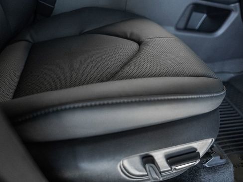 New 2026 Toyota Grand Highlander Limited image 38