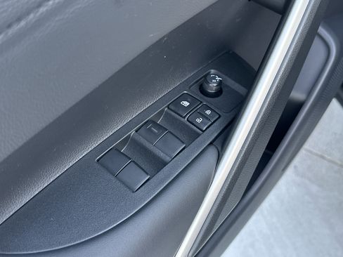 Certified 2026 Toyota Corolla Cross XLE w/ Convenience Package image 15