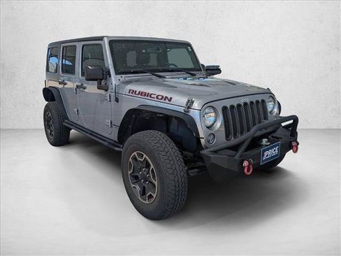 Used 2015 Jeep Wrangler Unlimited Rubicon AWD/4WD image 3