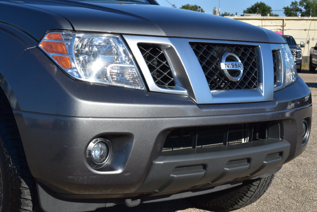 Used 2019 Nissan Frontier PRO-4X AWD/4WD image 5