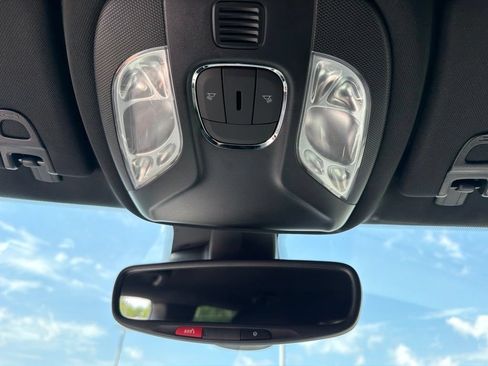 Used 2025 Jeep Compass Limited AWD/4WD image 18