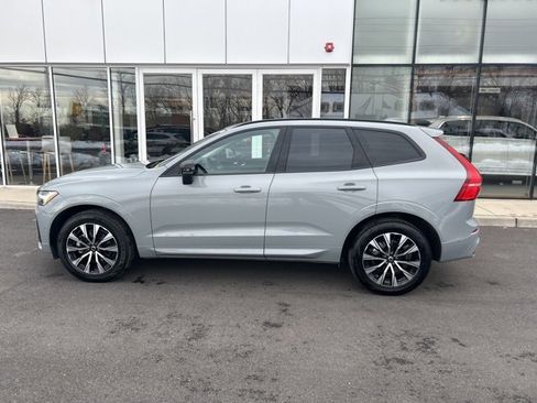 Certified 2025 Volvo XC60 B5 Plus image 2