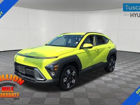 Used 2025 Hyundai Kona SEL AWD/4WD image 3