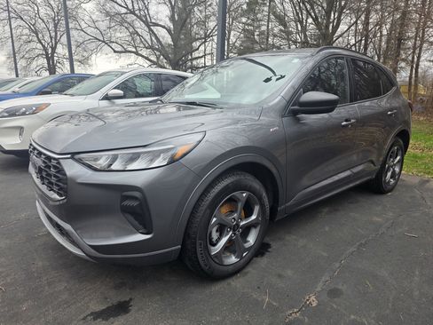 Used 2024 Ford Escape ST-Line w/ Tech Pack #1 image 2
