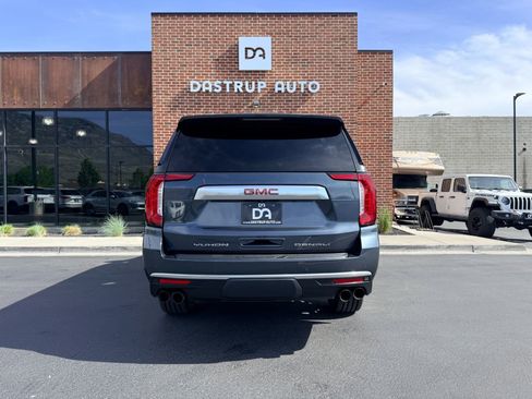 Used 2021 GMC Yukon XL Denali AWD/4WD image 7