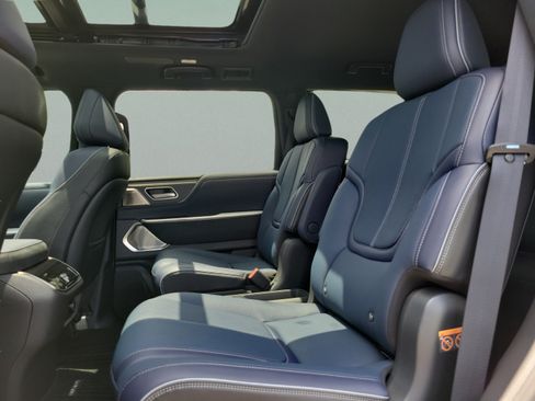New 2027 INFINITI QX80 Sensory w/ Sport Exterior Package AWD/4WD image 10