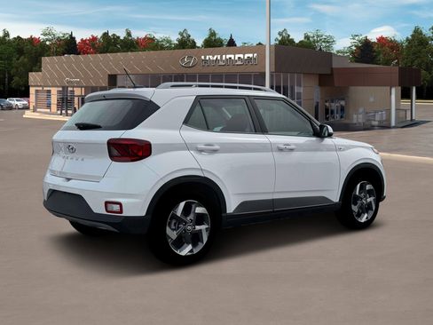 New 2026 Hyundai Venue SEL image 8