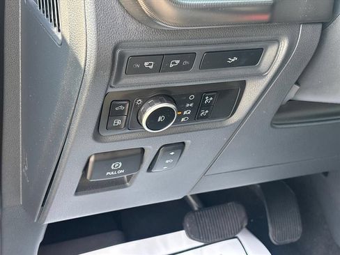 Used 2024 Ford F150 Lariat w/ Equipment Group 502A High AWD/4WD image 29