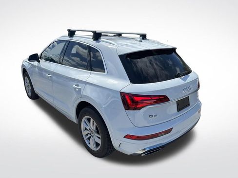 Used 2023 Audi Q5 2.0T Premium w/ Convenience Package image 7