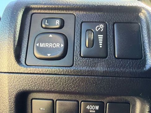 Used 2016 Toyota 4Runner Trail Premium AWD/4WD image 29