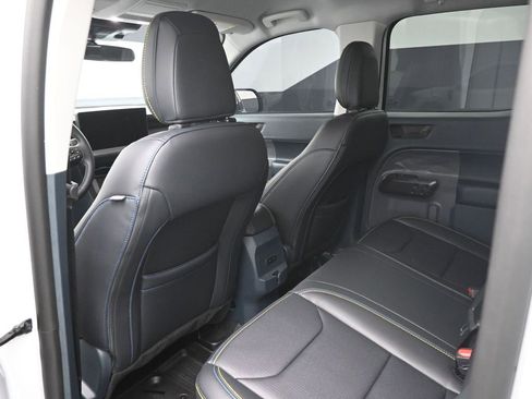 Certified 2025 Ford Maverick Lobo image 2