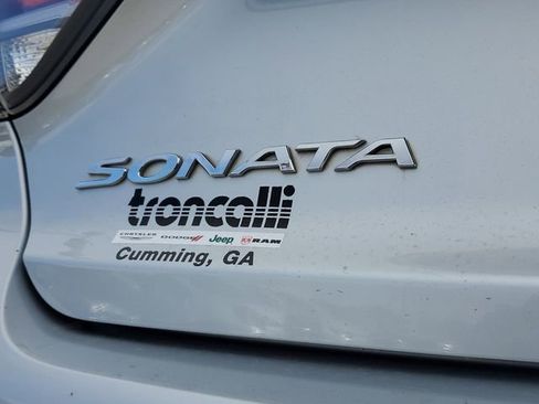 Used 2017 Hyundai Sonata Limited w/ Ultimate Package 02 image 8