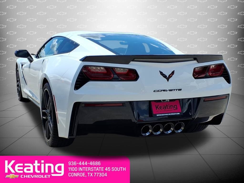 Used 2016 Chevrolet Corvette Stingray Coupe w/ 3LT Preferred Equipment Group RWD image 2