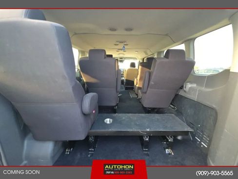 Used 2024 Ford Transit 350 XLT RWD image 4