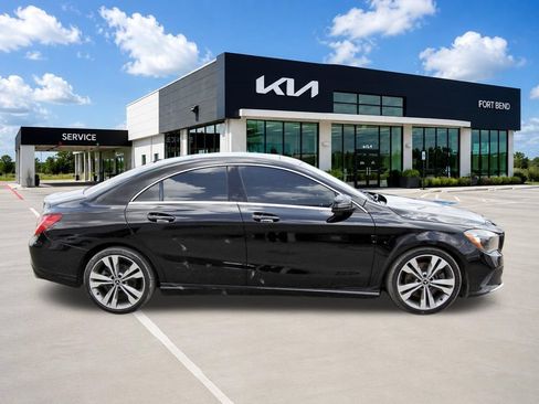 Used 2019 Mercedes-Benz CLA 250 4MATIC image 4