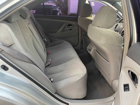 Used 2007 Toyota Camry LE image 11