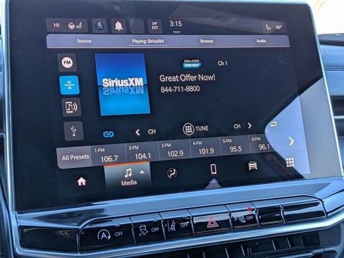 Certified 2023 Jeep Compass Limited image 22