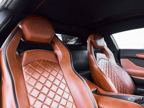 Used 2018 Lamborghini Aventador S image 50