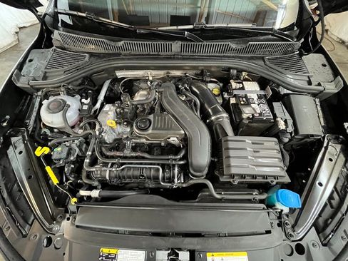 Certified 2025 Volkswagen Jetta Sport image 30