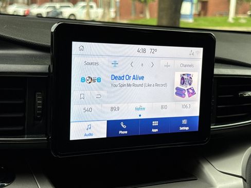 Used 2022 Ford Explorer XLT w/ Equipment Group 202A image 25