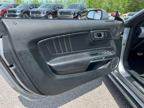 Used 2023 Ford Mustang Premium image 10