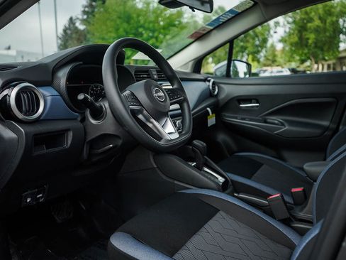 New 2025 Nissan Versa SV image 16