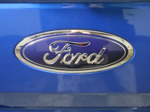 Used 2020 Ford F150 Lariat w/ Equipment Group 502A Luxury AWD/4WD image 9