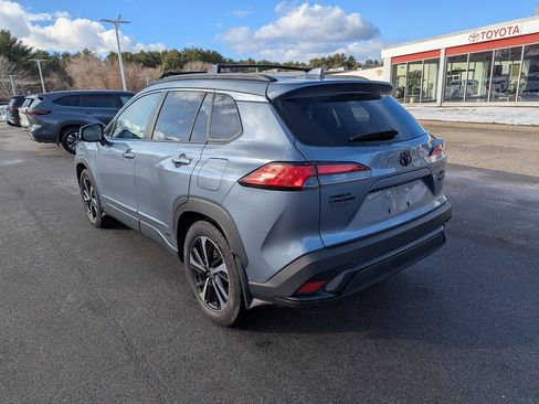 Used 2023 Toyota Corolla Cross XSE image 3