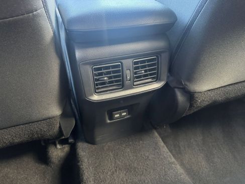 Used 2025 Toyota RAV4 XLE w/ Convenience Package image 24