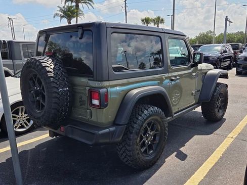 Used 2025 Jeep Wrangler Sport AWD/4WD image 5