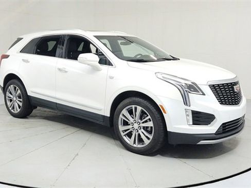 Certified 2024 Cadillac XT5 Premium Luxury w/ LPO, Floor Liner Package image 7