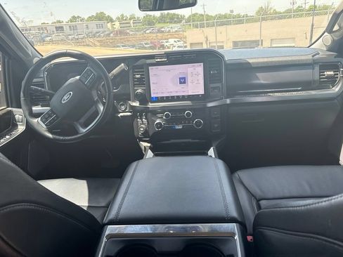 Used 2024 Ford F250 Lariat w/ Lariat Ultimate Package AWD/4WD image 10