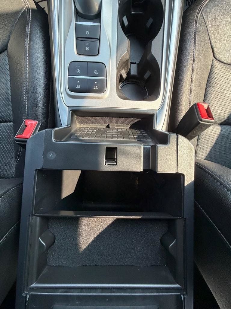 Used 2021 Ford Explorer Limited w/ Equipment Group 301A RWD image 32