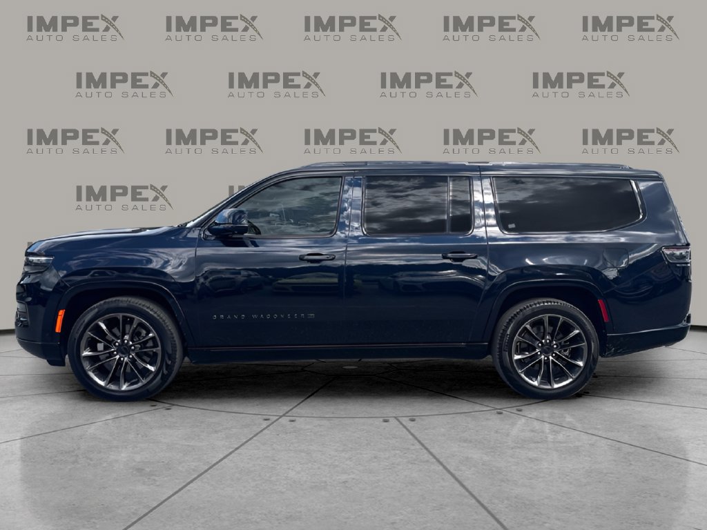 Used 2025 Jeep Grand Wagoneer L Series II Obsidian w/ Quick Order Packagew 28T AWD/4WD image 2