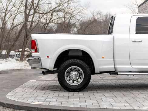 Used 2017 RAM 3500 Laramie image 17