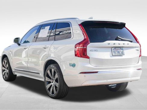 Used 2025 Volvo XC90 T8 Ultra w/ Protection Package Premier AWD/4WD image 8