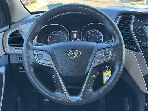 Used 2015 Hyundai Santa Fe Sport image 12