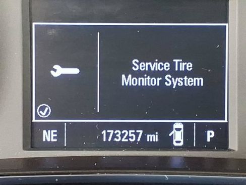 Used 2018 Chevrolet Cruze LT w/ LT Fleet Convenience Package FWD image 21