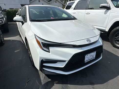 Certified 2023 Toyota Corolla SE w/ SE Premium Package image 2