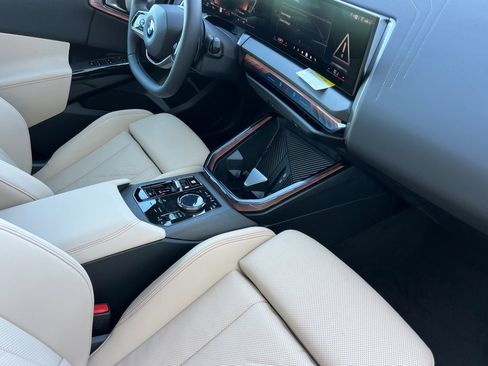 Used 2026 BMW X3 xDrive30 w/ Premium Package image 18